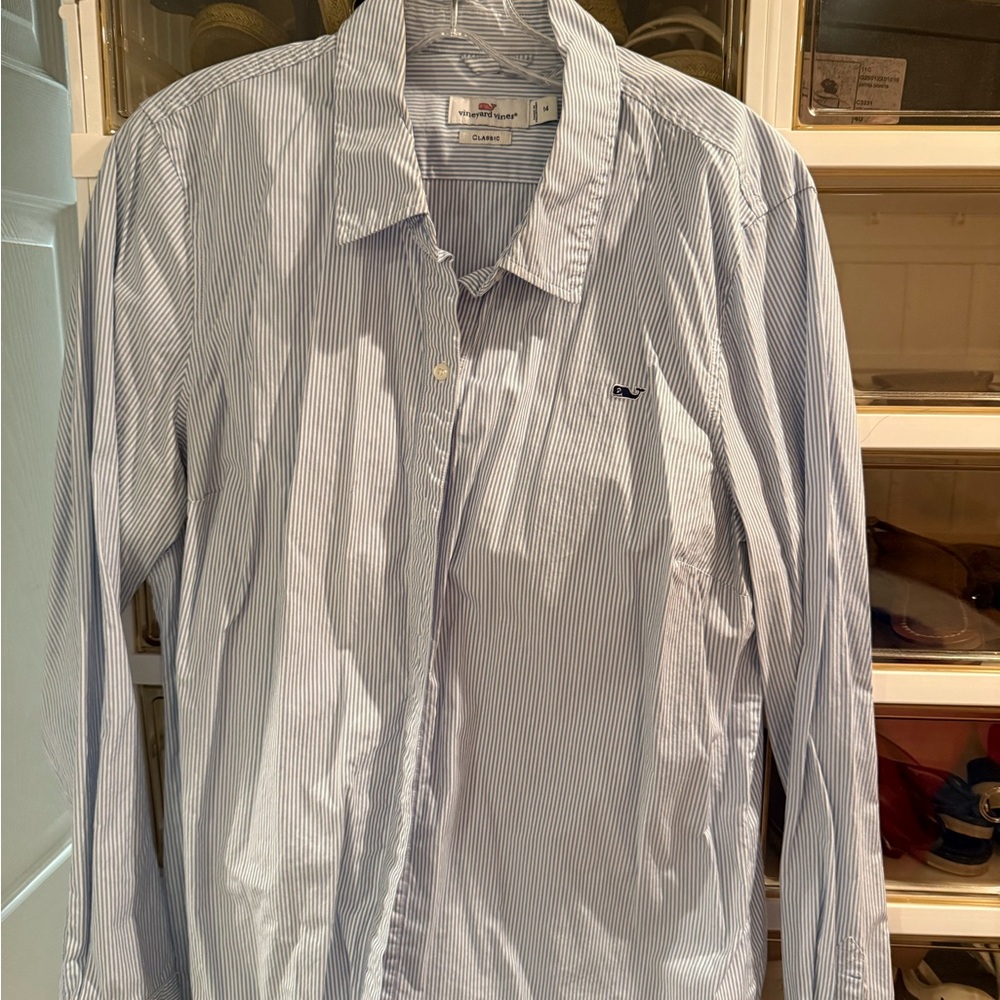 Women’s size 14 Vineyard Vines Light Blue Striped Button Down